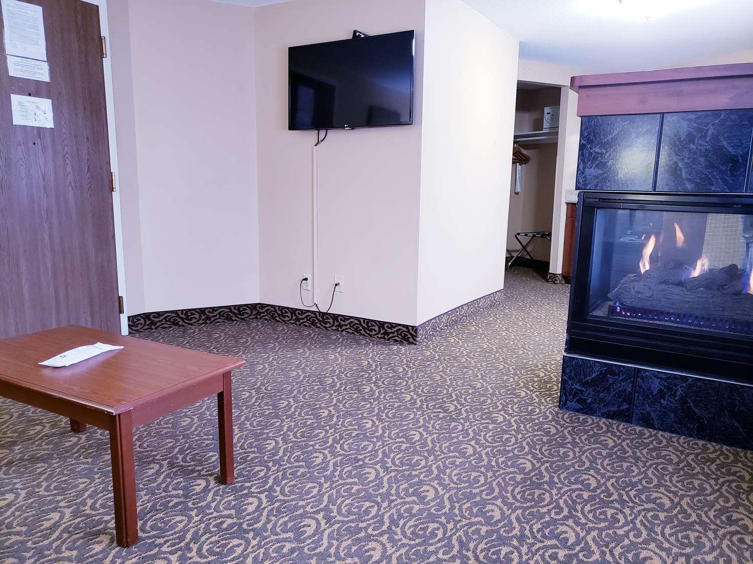 Surestay Plus Hotel By Best Western Black River Falls Esterno foto