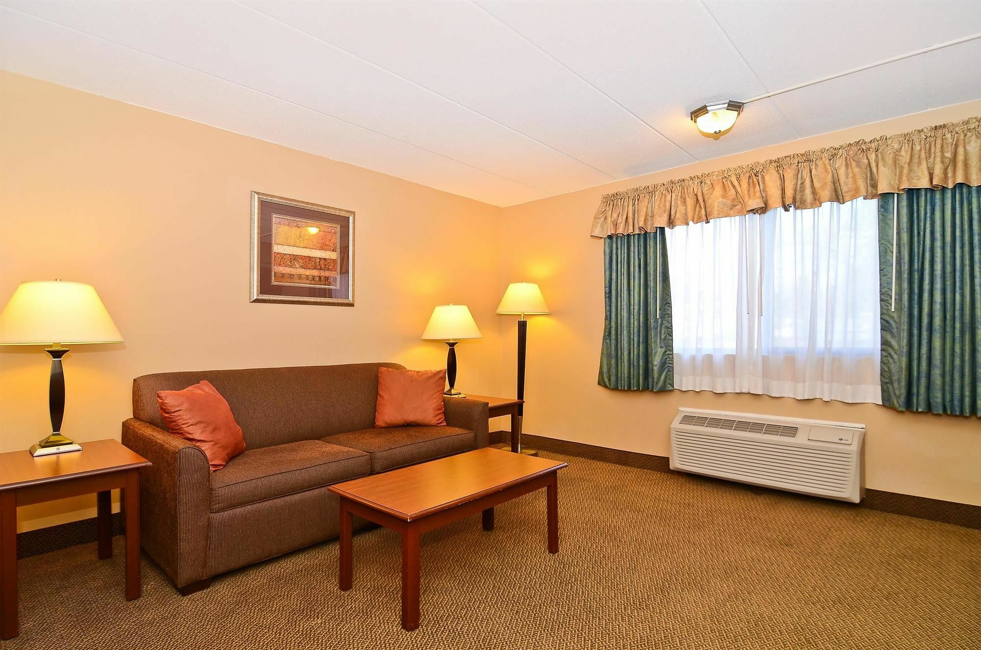 Surestay Plus Hotel By Best Western Black River Falls Esterno foto