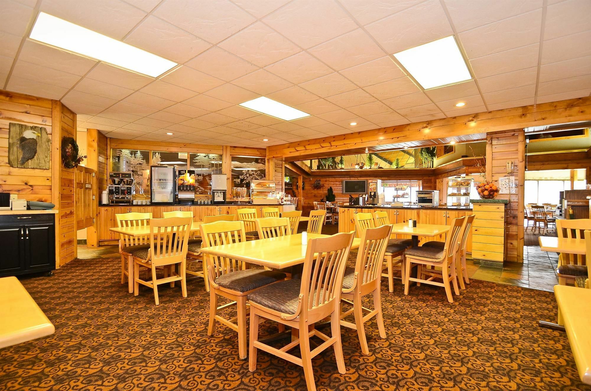 Surestay Plus Hotel By Best Western Black River Falls Esterno foto